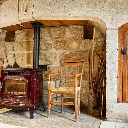 De Charme Portes De L'aubrac La Chaze-de-Peyre