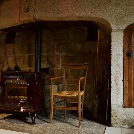 De Charme Portes De L'aubrac