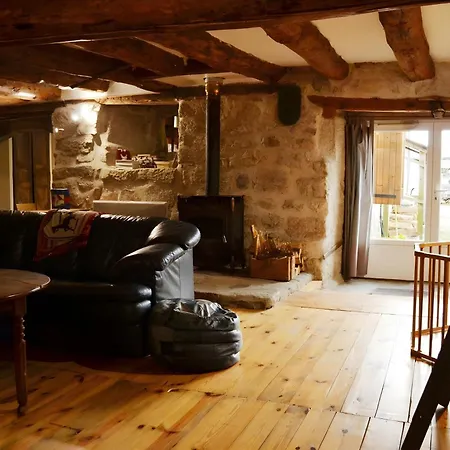 De Charme Portes De L'aubrac * La Chaze-de-Peyre